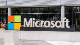 Microsoft licenzia ancora alla Xbox: settore del gaming in crisi?