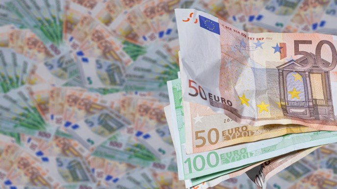 Calano i prestiti ma aumentano i finanziamenti, italiani sempre più indebitati