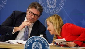 Disoccupazione in calo al 6,2% ad agosto, mezzo milione di lavoratori in più in un anno