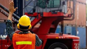 Infortuni sul lavoro in aumento, le statistiche Inail sui settori e i lavoratori più colpiti