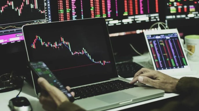 Borsa, Piazza Affari chiude a +0,22% con le buone prestazioni di Iveco e titoli oil