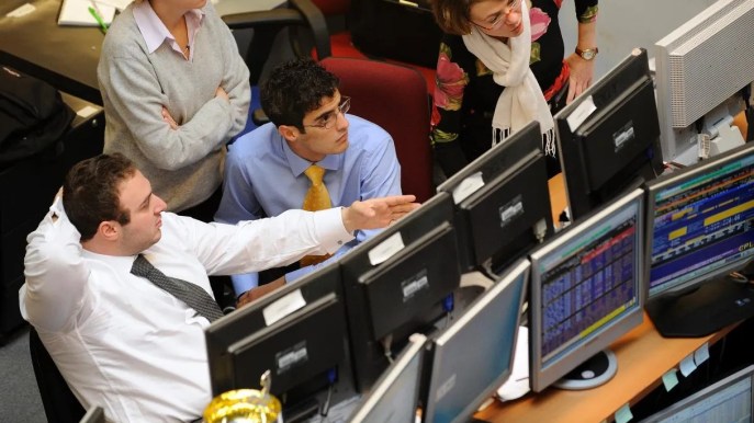 Borse europee in rosso per il rischio tassi e Trump, Milano -0,6% a causa delle utilities