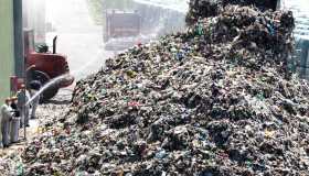 Il governo fa cassa in discarica, sale al 22% l’Iva sui rifiuti