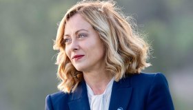 Meloni quasi al 30% nei sondaggi politici, chi scende e chi sale questa settimana