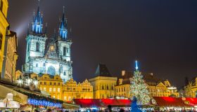 È tempo di mercatini di Natale, le mete più economiche in Europa nel 2024