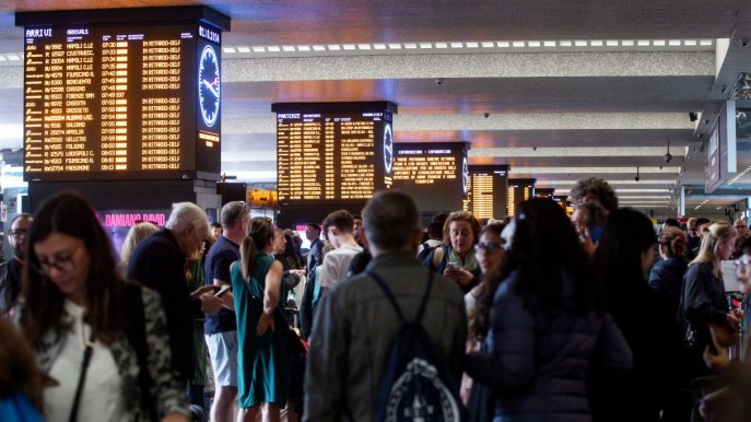 Perché la rete ferroviaria italiana si guasta di continuo: dai troppi treni alla manutenzione
