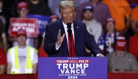 Bitcoin da record grazie a Trump, i piani del futuro presidente per una riserva nazionale