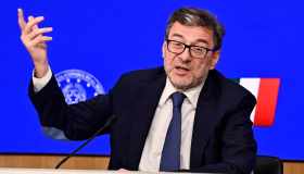 Giorgetti conferma la web tax in Manovra alle Pmi, imprese pronte allo sciopero fiscale