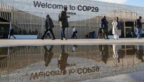 Cop 29 a Baku, la conferenza Onu sul clima: negoziati arrancano. “Abbiamo bisogno di fiumi di denaro”
