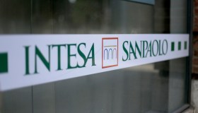 App di Intesa Sanpaolo down per molti utenti, saltano stipendi e pensioni