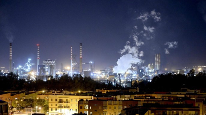 Fatturato di industria e servizi in ripresa a ottobre ma l’export crolla