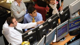 La Borsa dell’11 dicembre, l’Europa si riprende e chiude tutta in positivo, Milano +0,6%