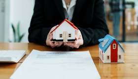 Mercato immobiliare freddato dalla Fed che torna “falco”